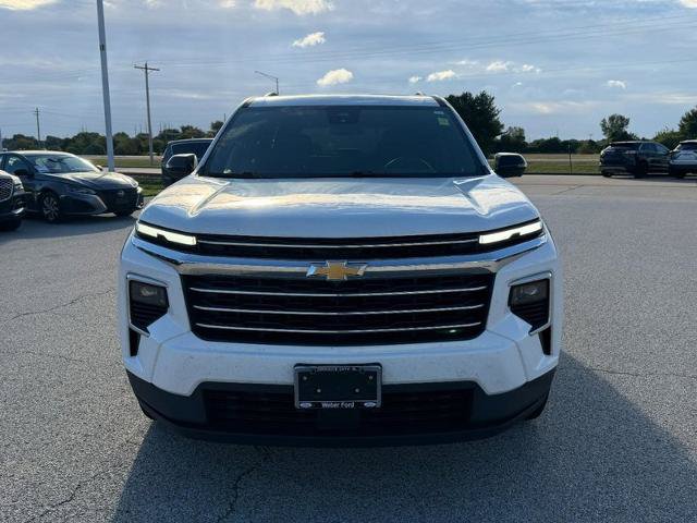 Used 2024 Chevrolet Traverse LT FWD image 9