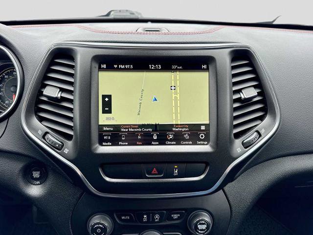 Used 2022 Jeep Cherokee Trailhawk w/ Trailhawk Elite Value Package AWD/4WD image 27