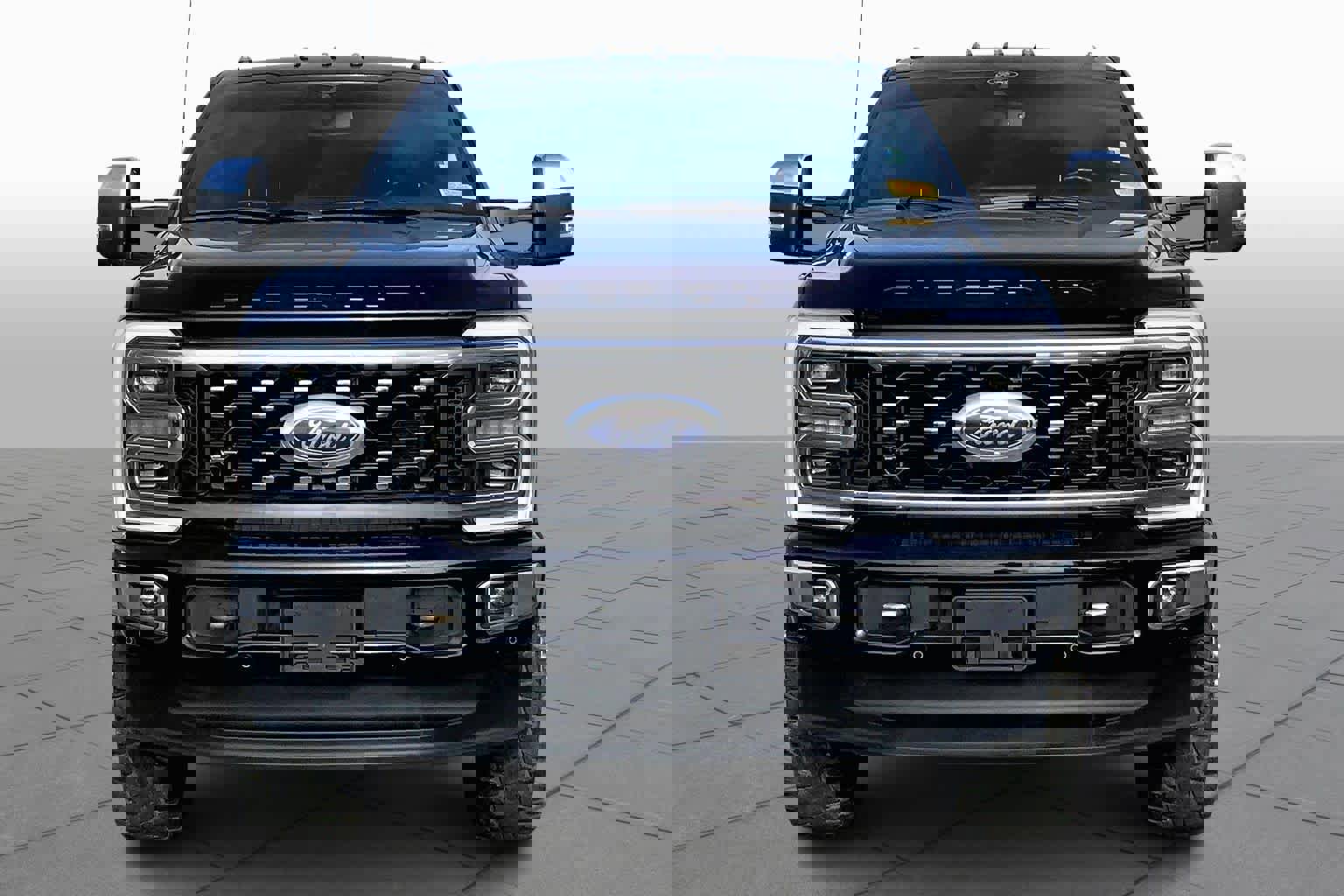 Certified 2024 Ford F350 Platinum w/ FX4 Off-Road Package image 6