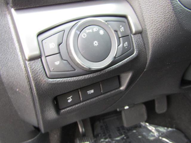 Certified 2018 Ford Explorer XLT w/ Equipment Group 202A image 19