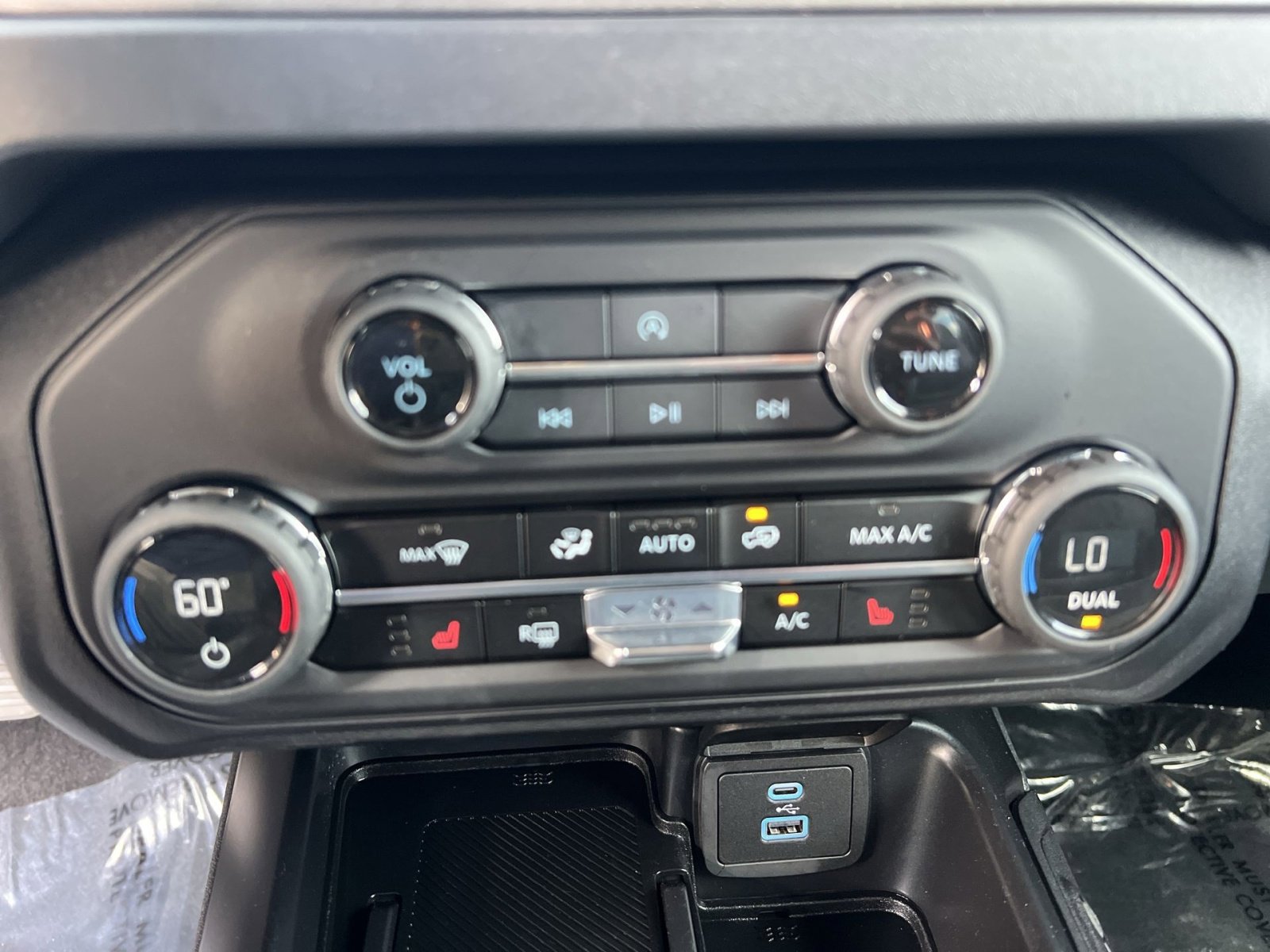 Certified 2025 Ford Bronco Big Bend AWD/4WD image 29