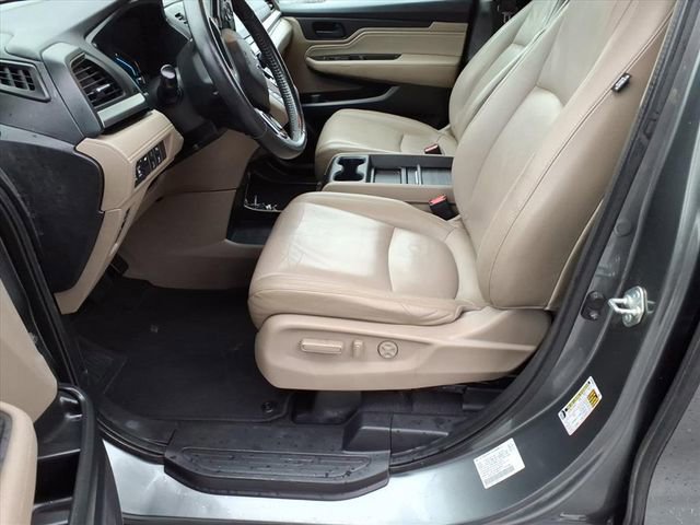 Used 2018 Honda Odyssey Touring image 16