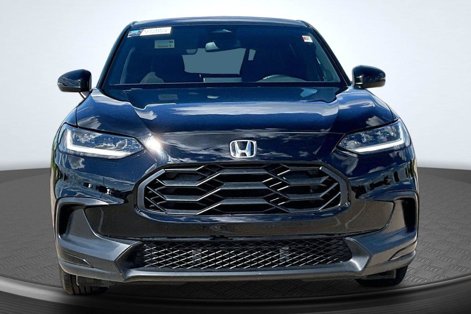 Used 2024 Honda HR-V Sport image 3