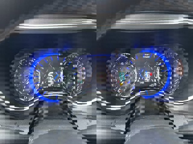 Used 2024 Chrysler Pacifica Touring-L image 15