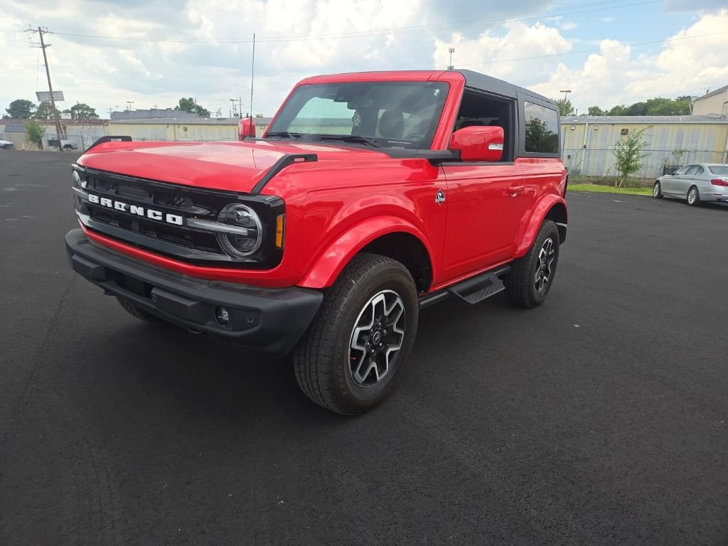 Certified 2023 Ford Bronco Outer Banks AWD/4WD image 3