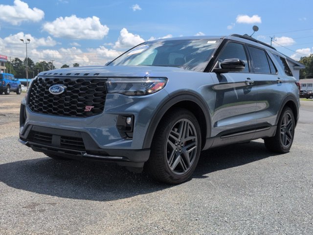 Certified 2025 Ford Explorer ST w/ Sun And Sound Package AWD/4WD image 8