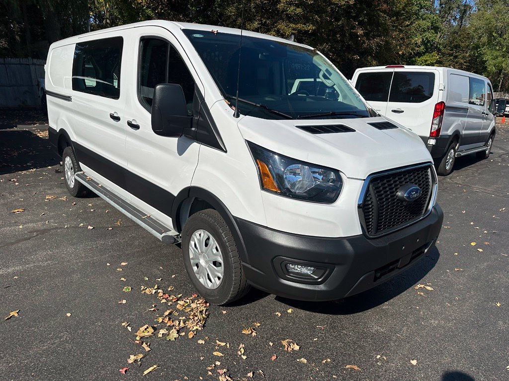 Certified 2025 Ford Transit 250 Low Roof w/ Exterior Upgrade Package RWD image 3