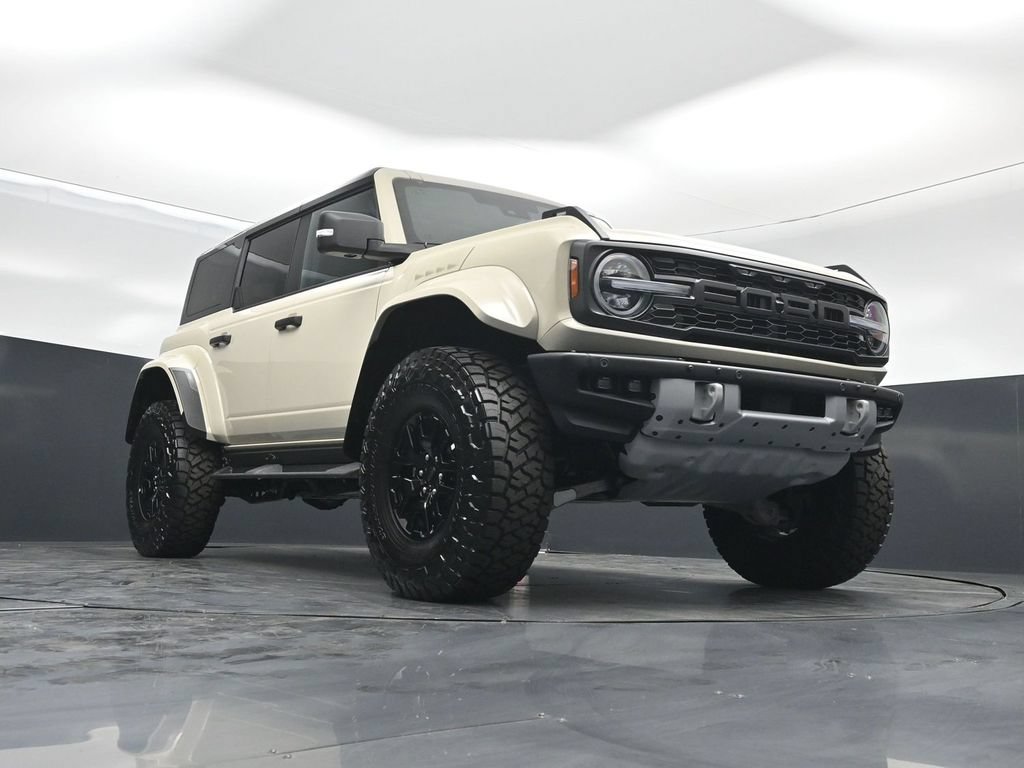 Certified 2026 Ford Bronco Raptor w/ Interior Carbon Fiber Pack AWD/4WD image 48