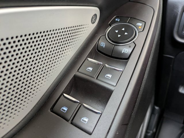 Certified 2020 Ford Explorer Platinum w/ Premium Technology Package image 24