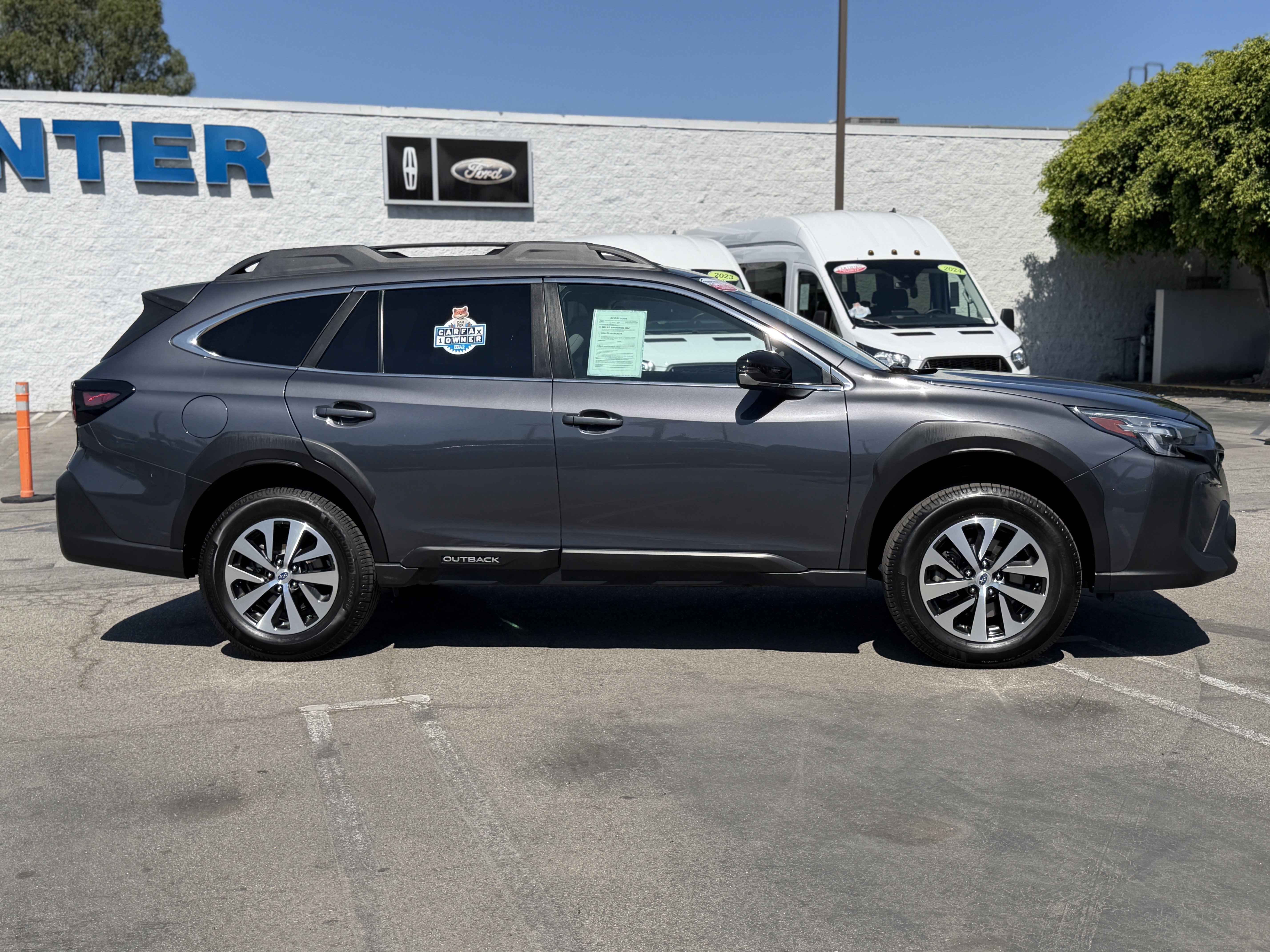 Used 2023 Subaru Outback Premium AWD/4WD image 6