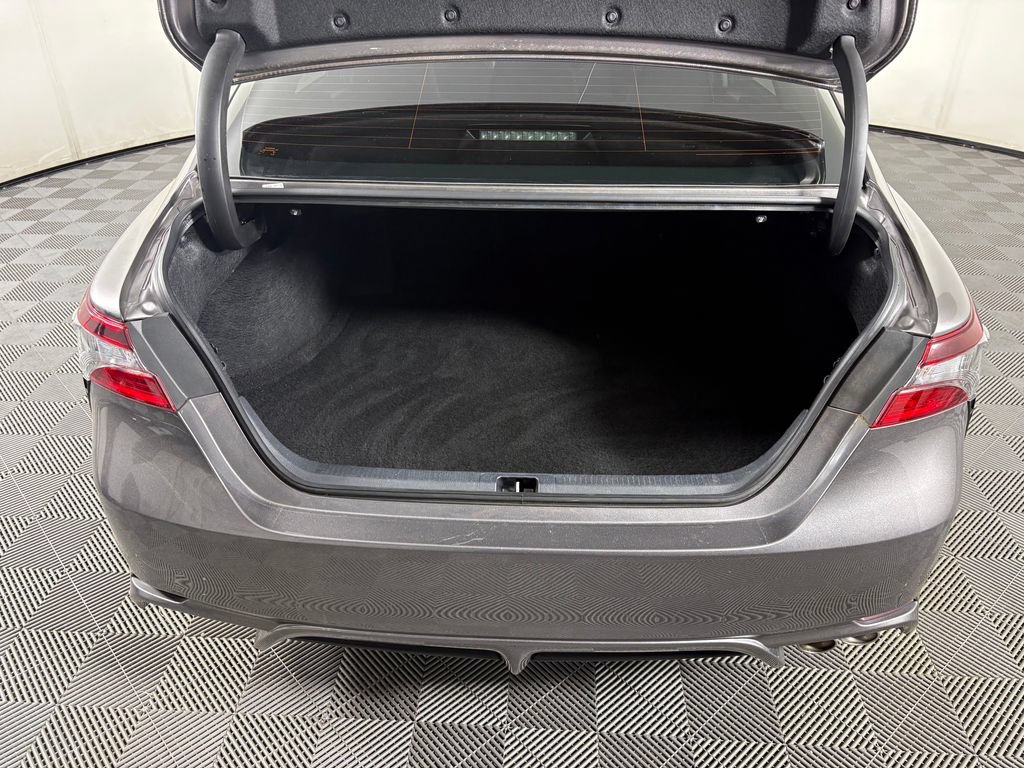 Used 2024 Toyota Camry SE FWD image 30