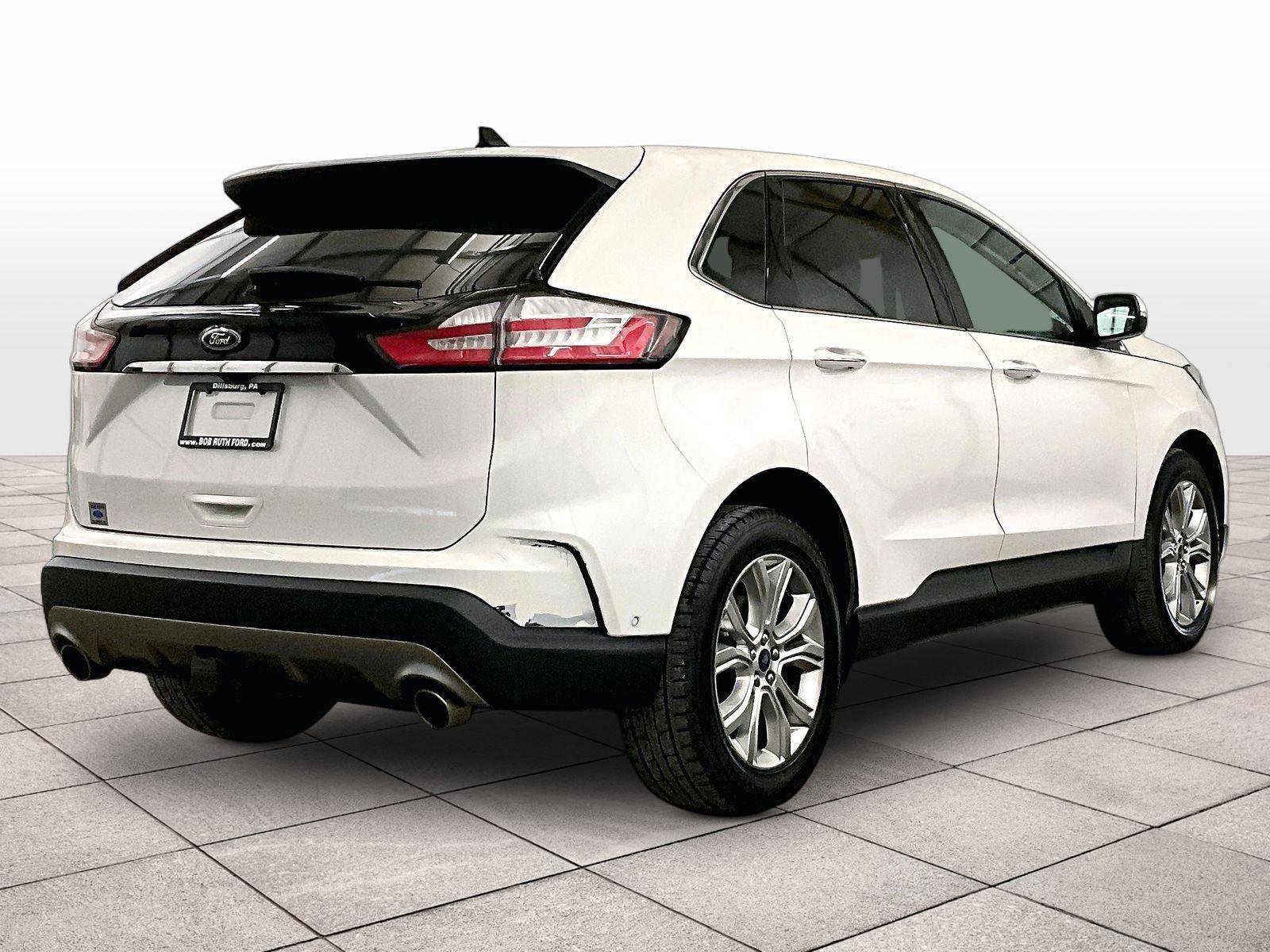 Certified 2020 Ford Edge Titanium w/ Equipment Group 301A AWD/4WD image 11