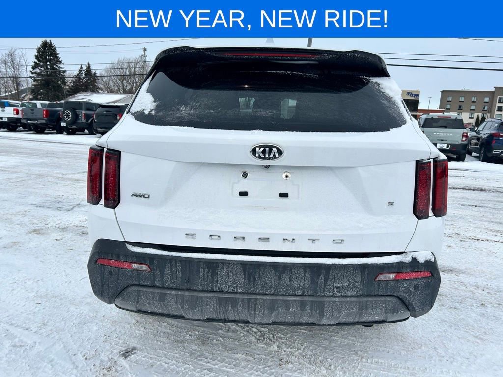Used 2021 Kia Sorento S w/ Panoramic Sunroof Package image 5