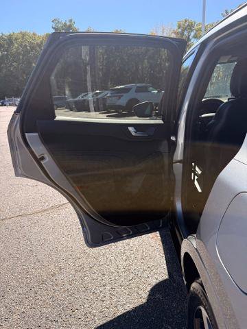 Certified 2023 Ford Escape ST-Line Elite AWD/4WD image 18