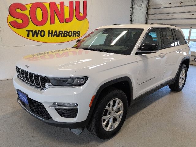 Used 2023 Jeep Grand Cherokee Limited AWD/4WD image 1