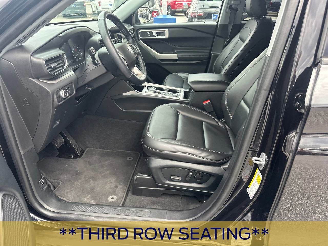 Certified 2022 Ford Explorer XLT w/ Equipment Group 202A image 10