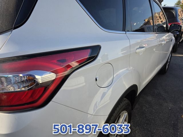 Certified 2018 Ford Escape SE w/ SE Sync 3 Package FWD image 6