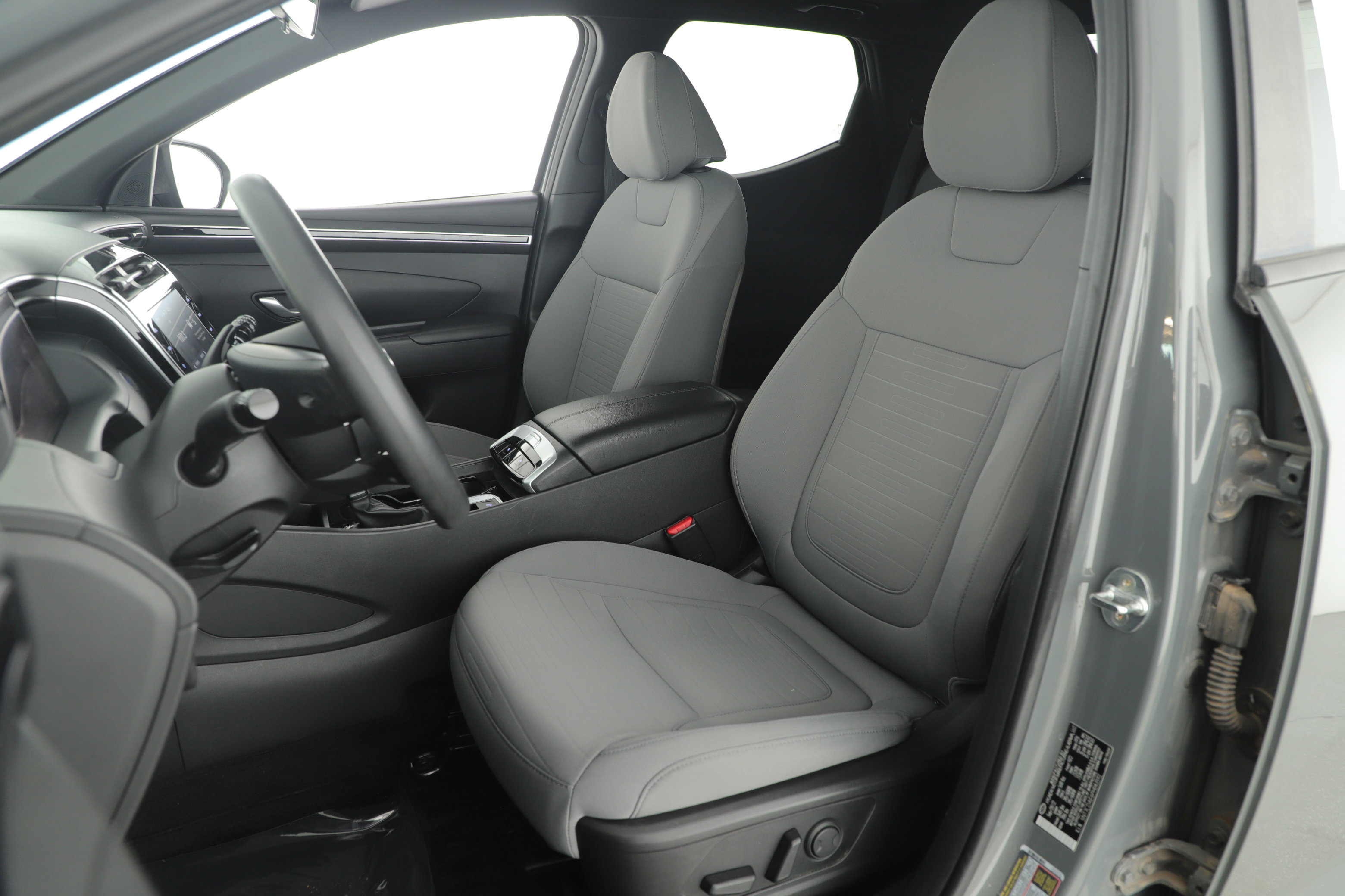 Used 2023 Hyundai Santa Cruz SEL w/ Activity Package image 7