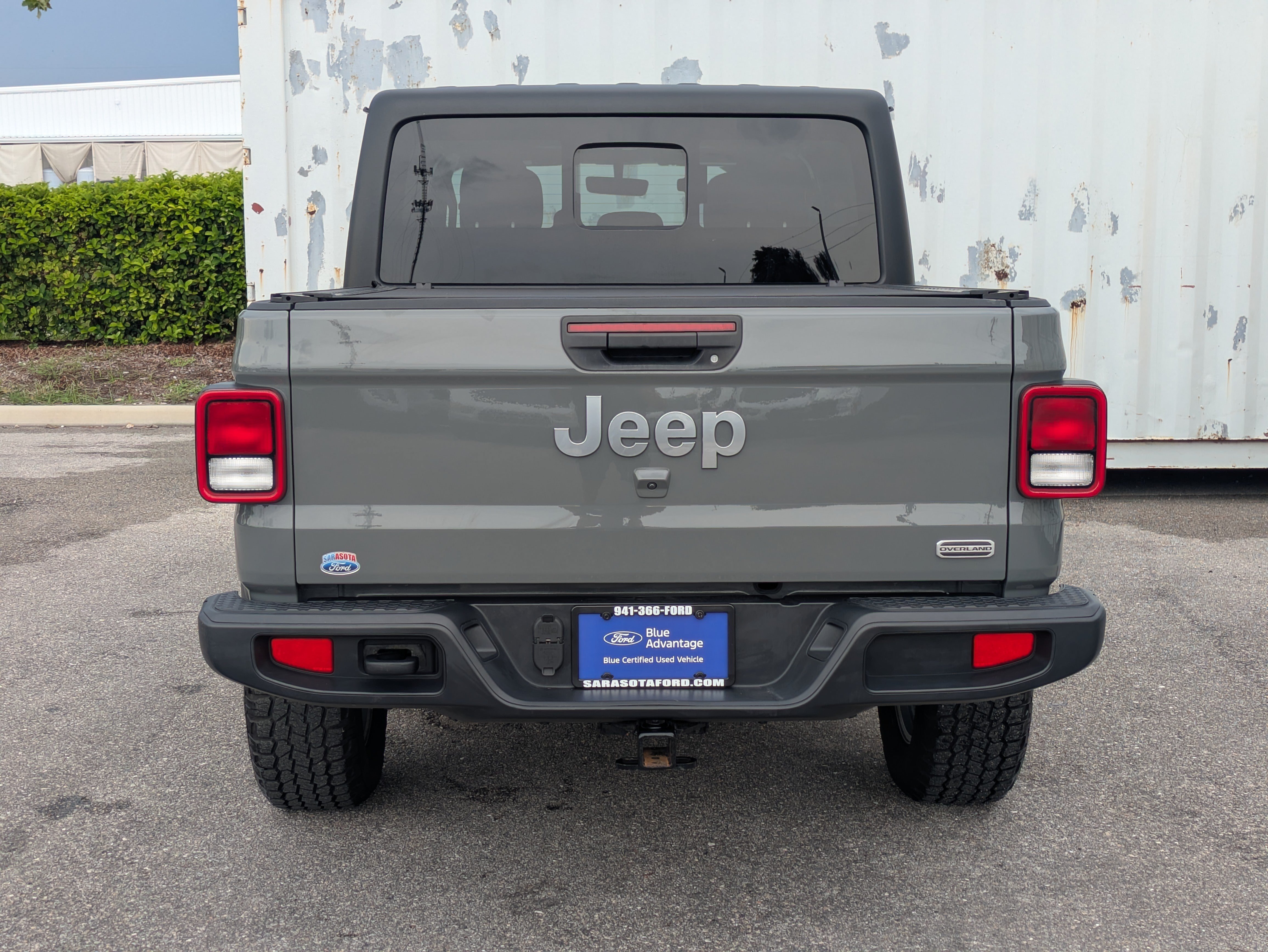 Used 2023 Jeep Gladiator Overland AWD/4WD image 6