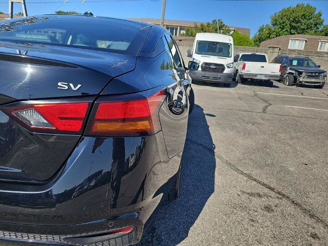 Used 2024 Nissan Altima 2.5 SV FWD image 32