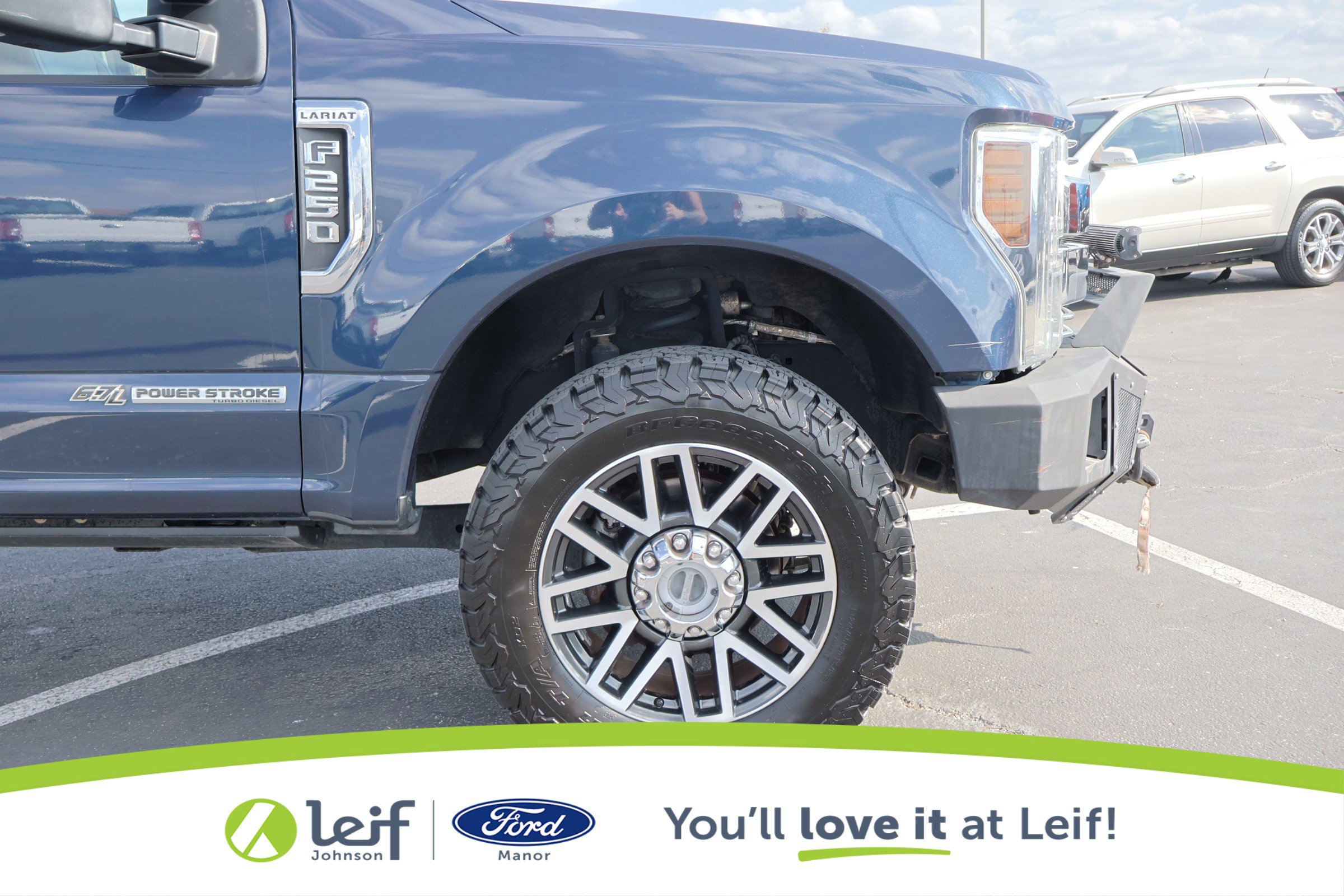 Certified 2019 Ford F250 Lariat w/ Lariat Value Package image 11