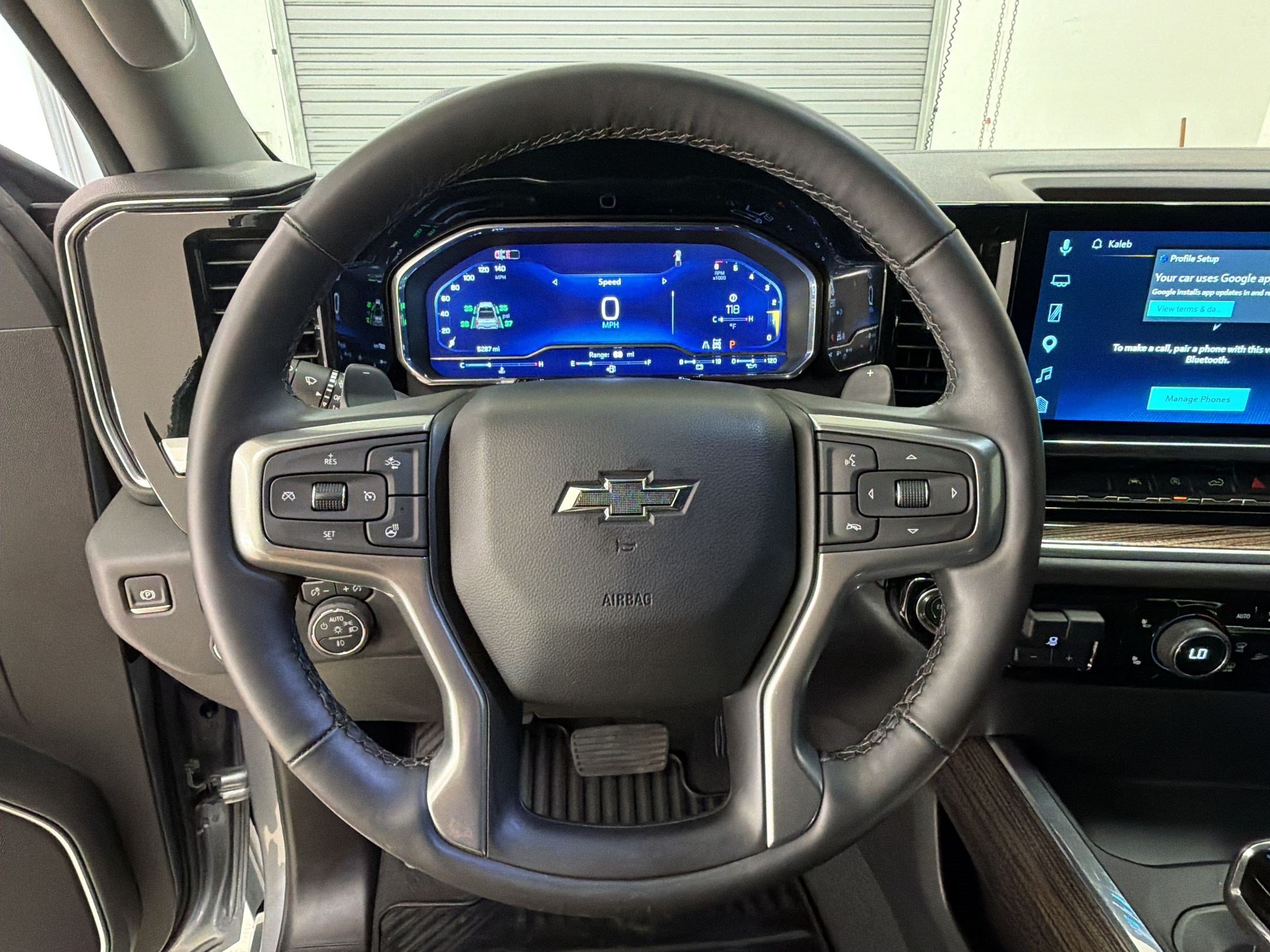 Used 2025 Chevrolet Silverado 1500 RST w/ Texas Edition Plus AWD/4WD image 11