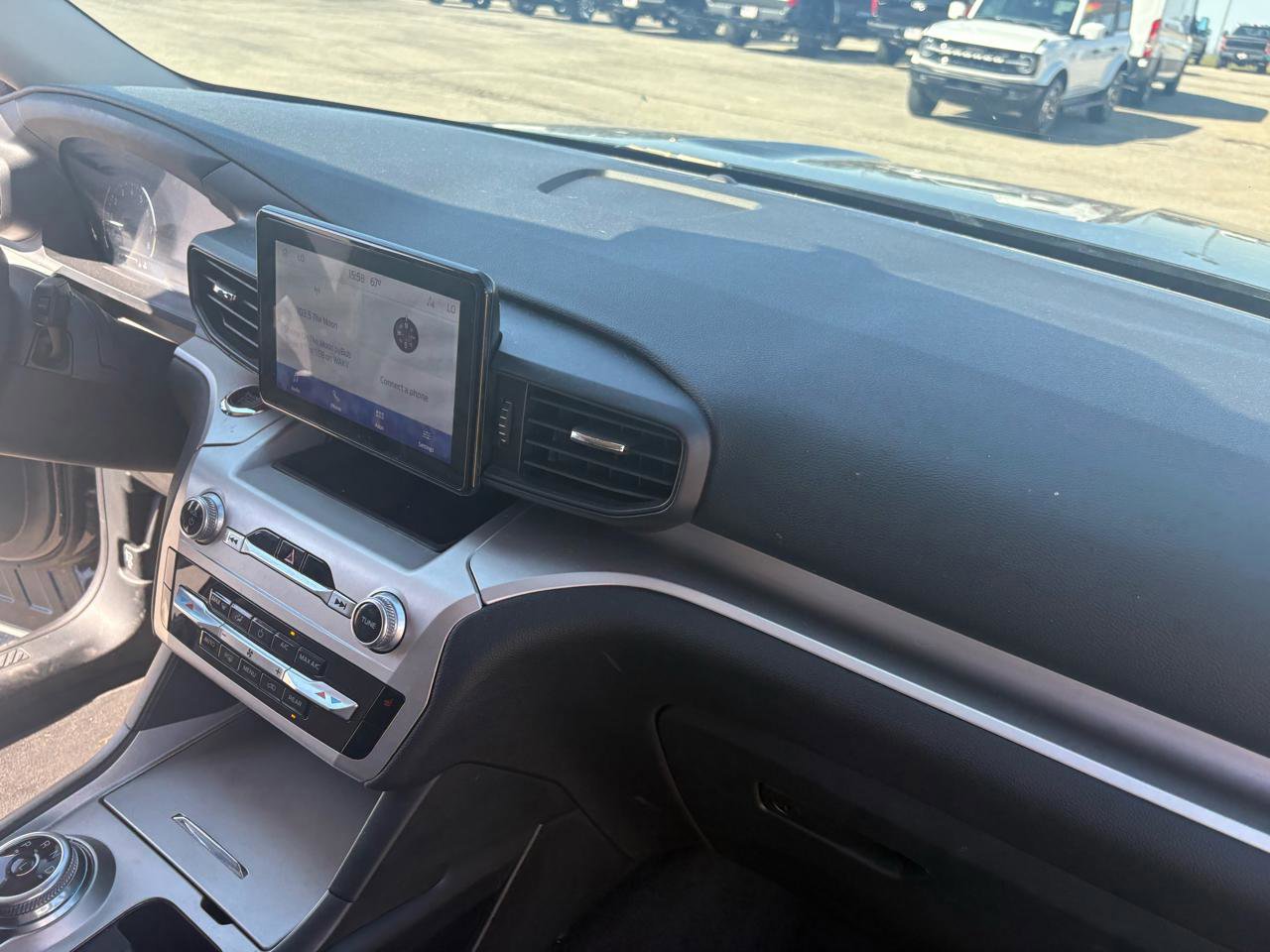 Certified 2022 Ford Explorer XLT image 38