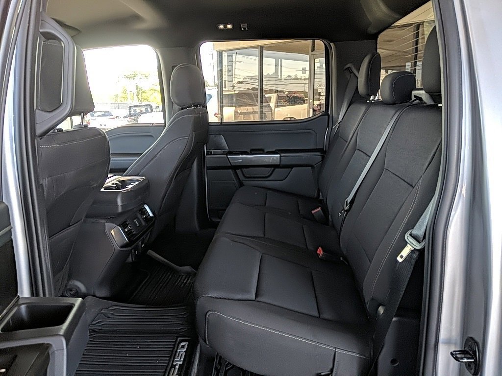 Certified 2022 Ford F150 XLT w/ Equipment Group 302A High image 10