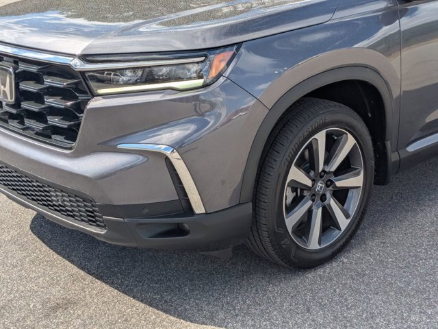 Used 2024 Honda Pilot Touring image 10