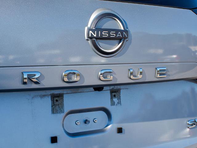 Used 2022 Nissan Rogue SV w/ SV Premium Package image 10