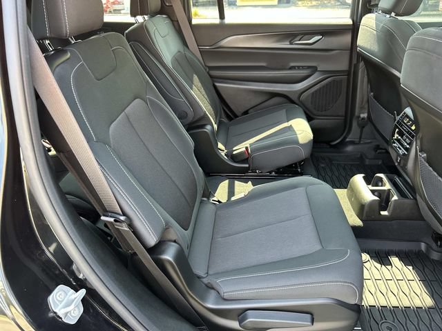 Used 2026 Jeep Grand Cherokee L 4WD image 28