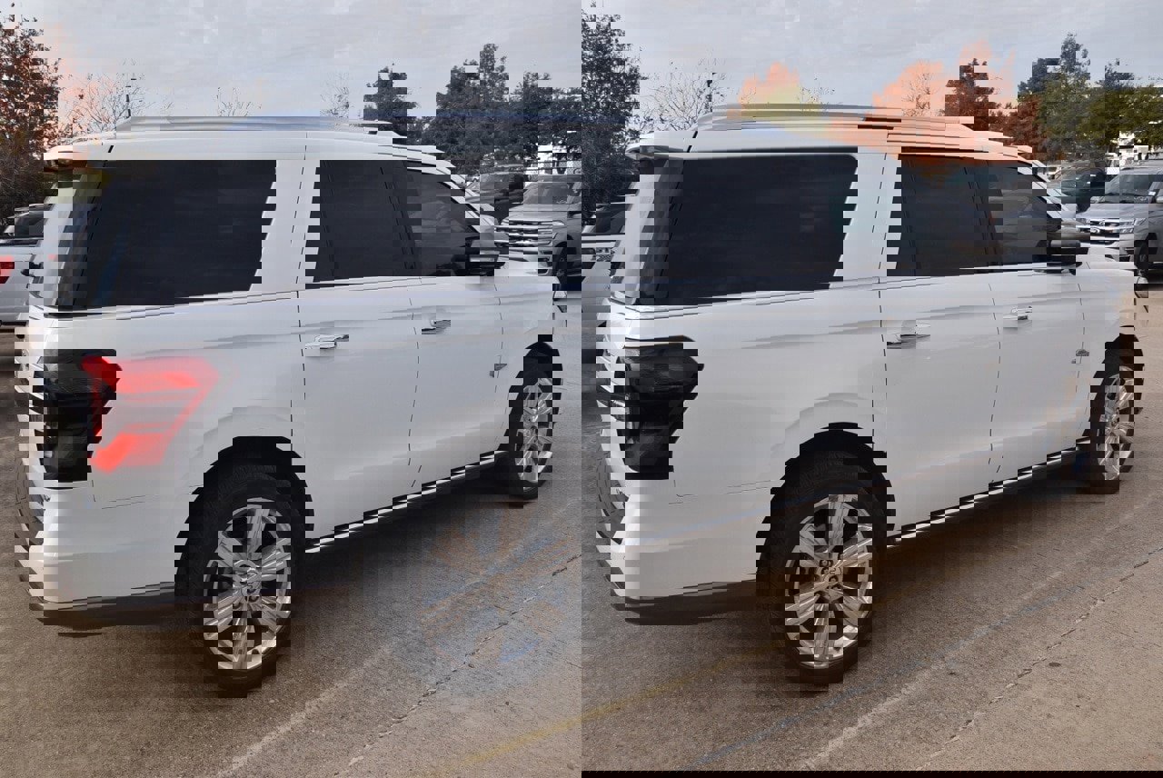 Certified 2023 Ford Expedition Max King Ranch image 5