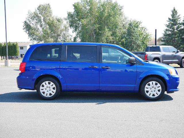 Used 2019 Dodge Grand Caravan SE w/ UConnect Hands-Free Group FWD image 6
