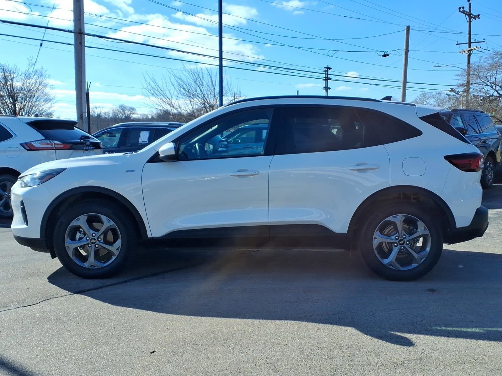 Certified 2025 Ford Escape ST-Line Select w/ Tech Pack #1 image 2