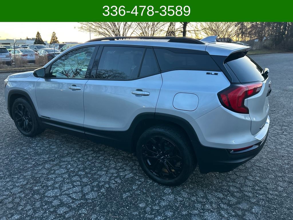 Used 2020 GMC Terrain SLE w/ Elevation Edition image 3