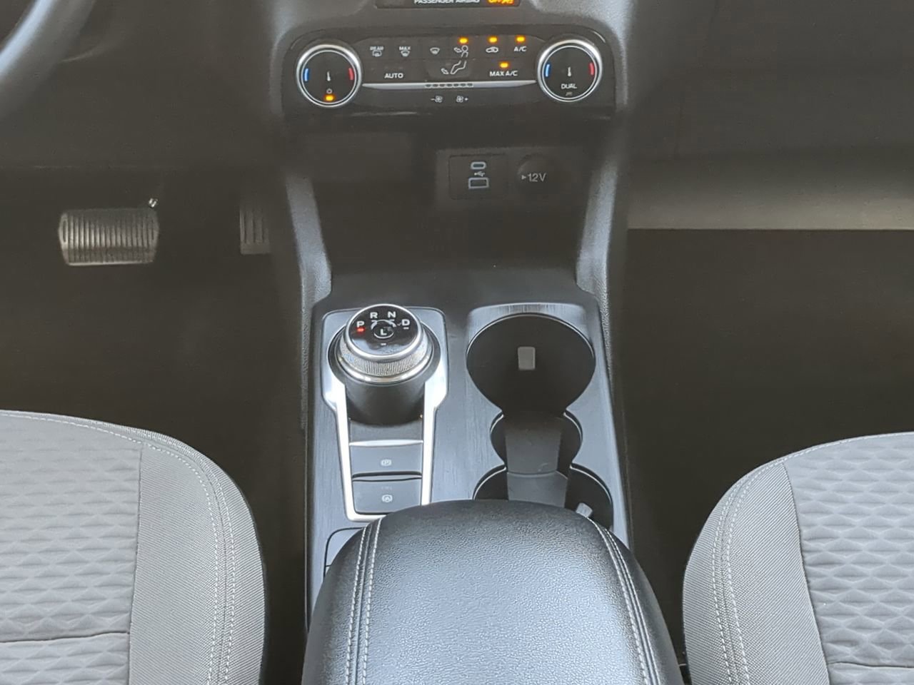 Certified 2022 Ford Escape SE w/ Convenience Package image 19