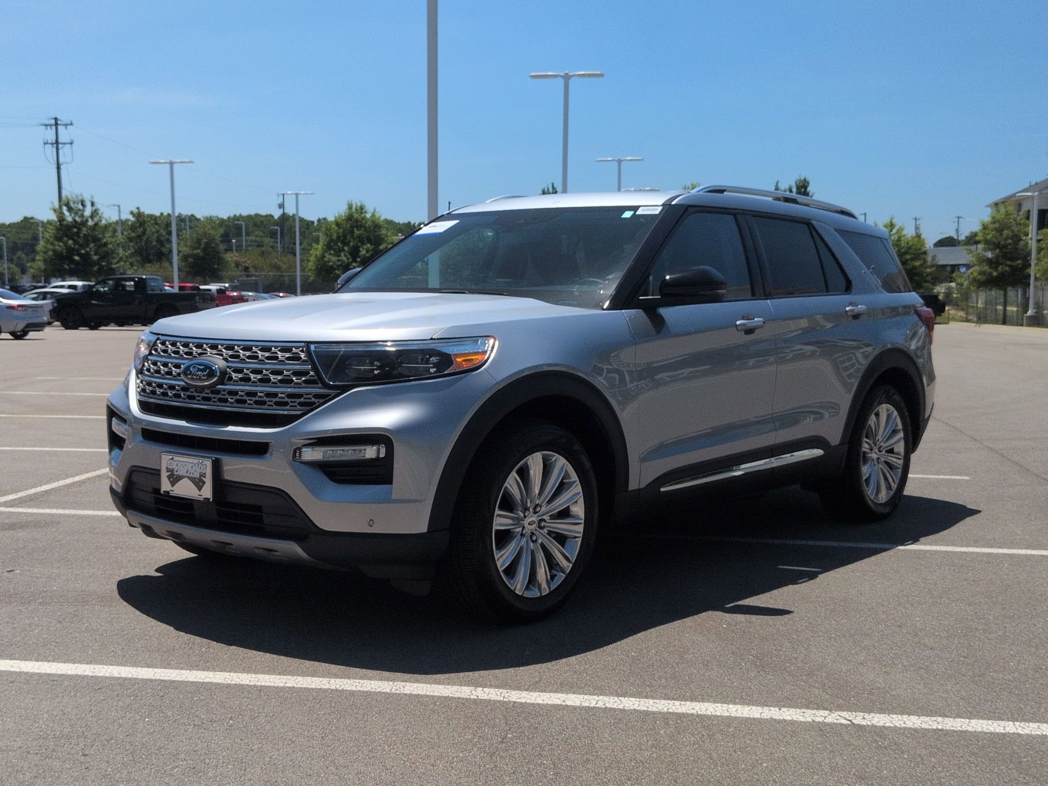 Certified 2023 Ford Explorer Limited w/ Limited Technology Package RWD image 8