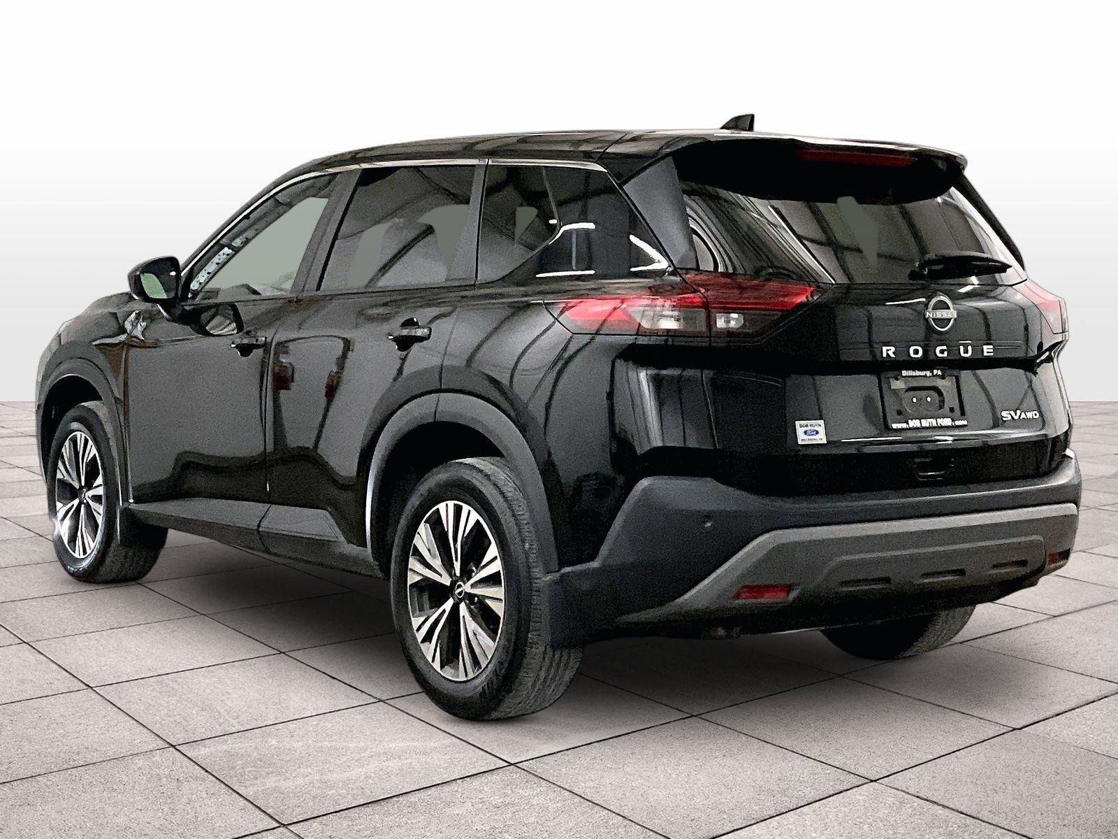 Used 2023 Nissan Rogue SV AWD/4WD image 10