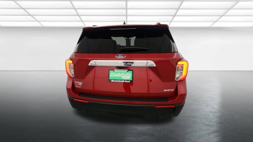 Certified 2024 Ford Explorer XLT AWD/4WD image 8