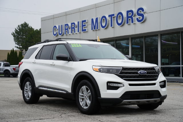 Certified 2024 Ford Explorer XLT w/ Equipment Group 202A
