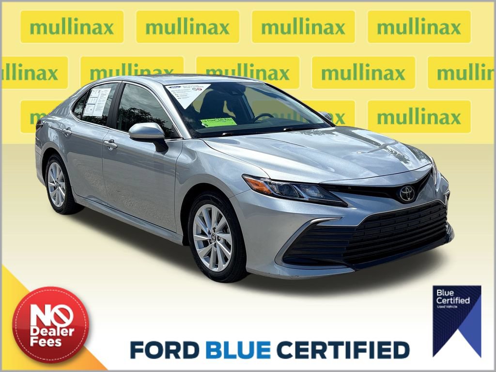 Used 2024 Toyota Camry LE FWD image 1