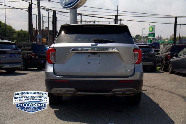 Certified 2022 Ford Explorer XLT w/ Equipment Group 202A AWD/4WD image 4
