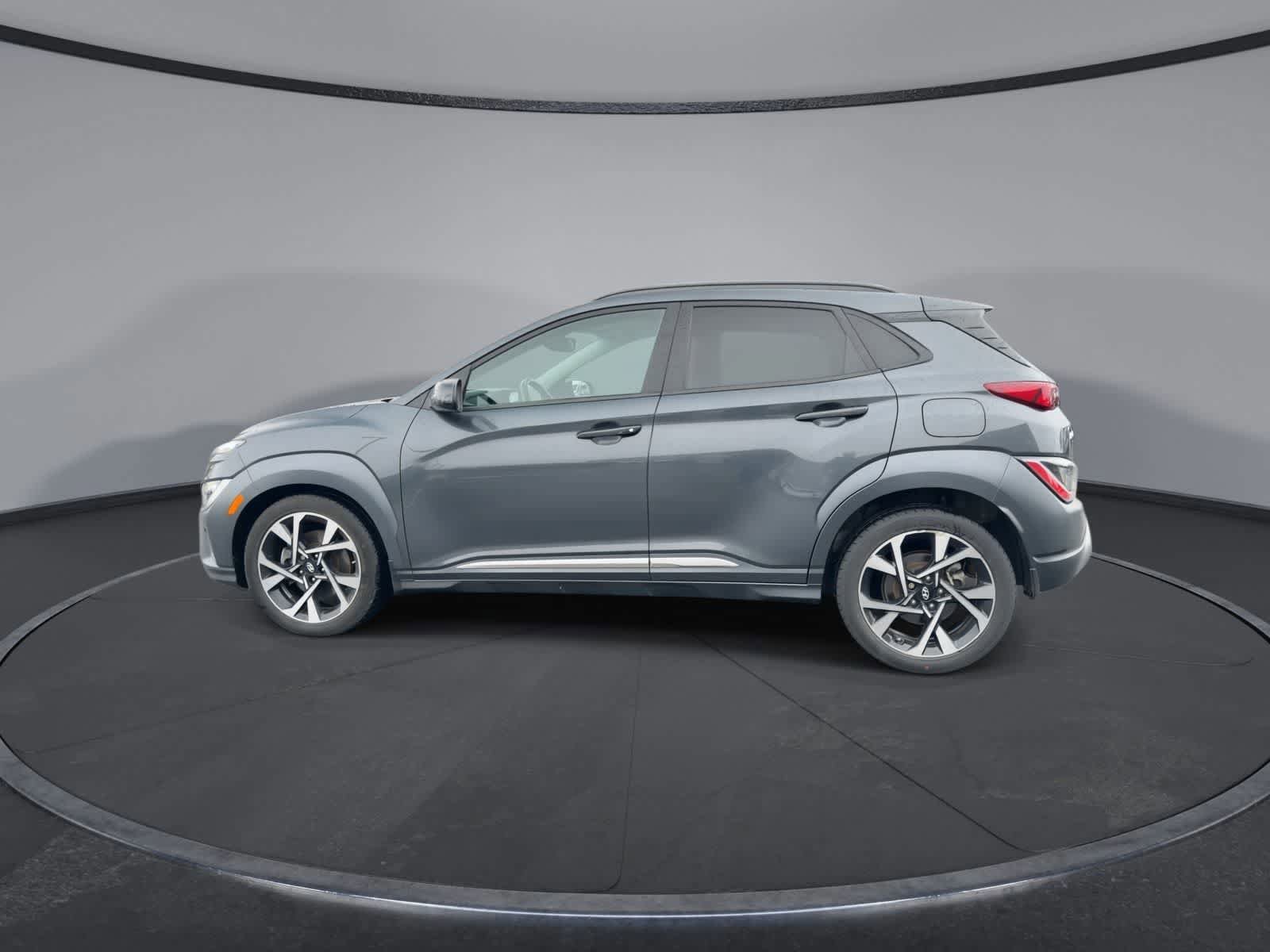 Used 2022 Hyundai Kona Limited w/ Cargo Package AWD/4WD image 6