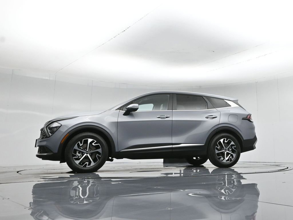 Used 2023 Kia Sportage EX image 23
