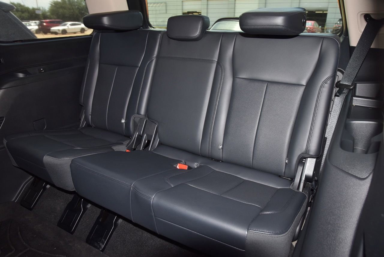 Certified 2024 Ford Expedition XLT AWD/4WD image 11