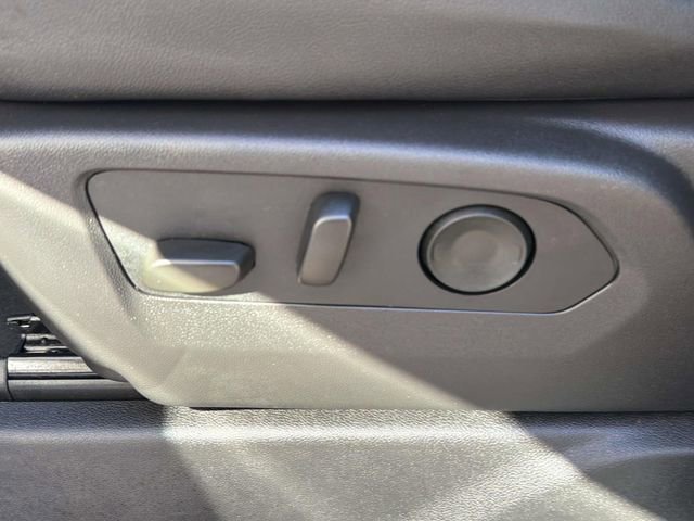 Used 2024 Chevrolet Silverado 1500 ZR2 w/ Technology Package image 37