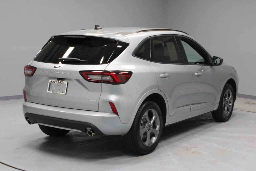 Certified 2024 Ford Escape ST-Line w/ Tech Pack #1 AWD/4WD image 12