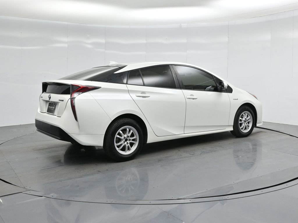 Used 2017 Toyota Prius One image 11