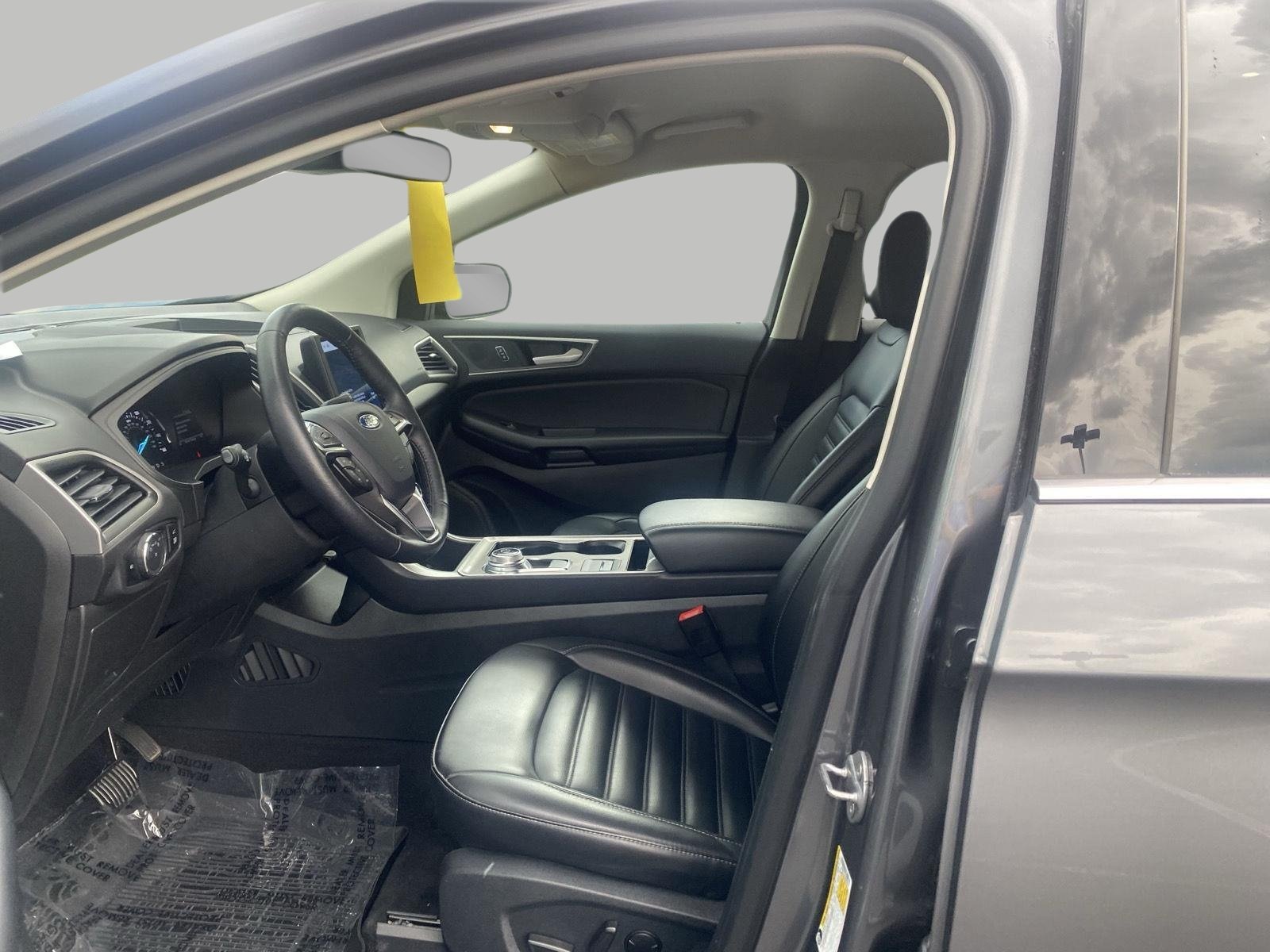 Certified 2024 Ford Edge SEL w/ Convenience Package AWD/4WD image 5