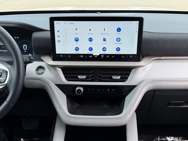 Certified 2025 Ford Explorer Active w/ Active Comfort Package image 23